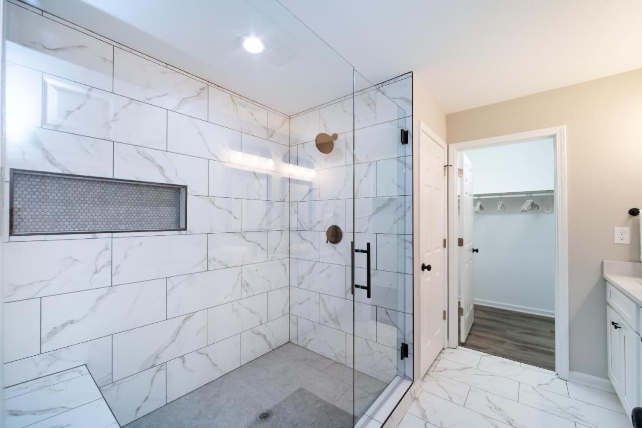 Brandnew Spacious 4 Bedroom House Minutes To Uptown שרלוט מראה חיצוני תמונה