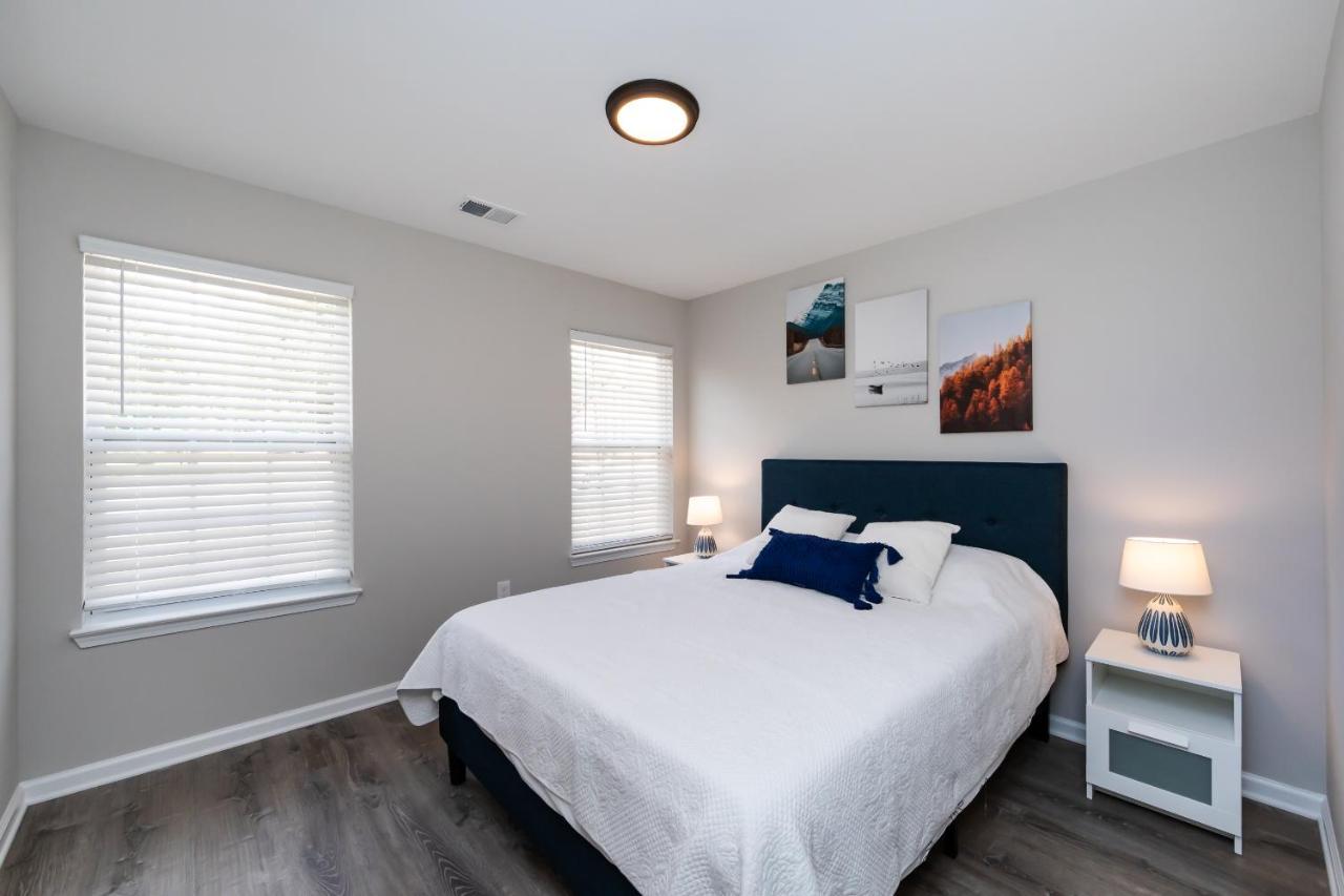 Brandnew Spacious 4 Bedroom House Minutes To Uptown שרלוט מראה חיצוני תמונה