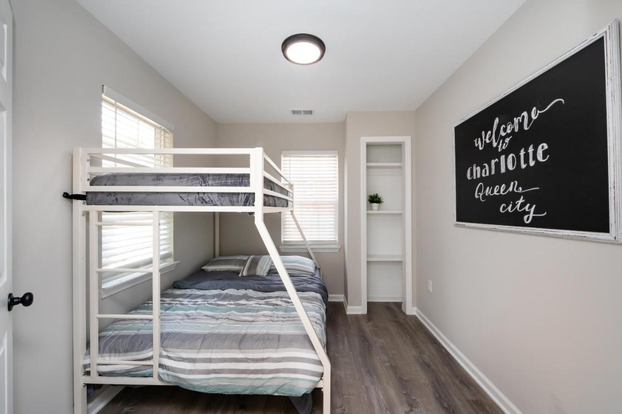 Brandnew Spacious 4 Bedroom House Minutes To Uptown שרלוט מראה חיצוני תמונה