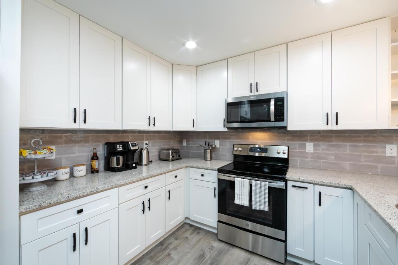 Brandnew Spacious 4 Bedroom House Minutes To Uptown שרלוט מראה חיצוני תמונה