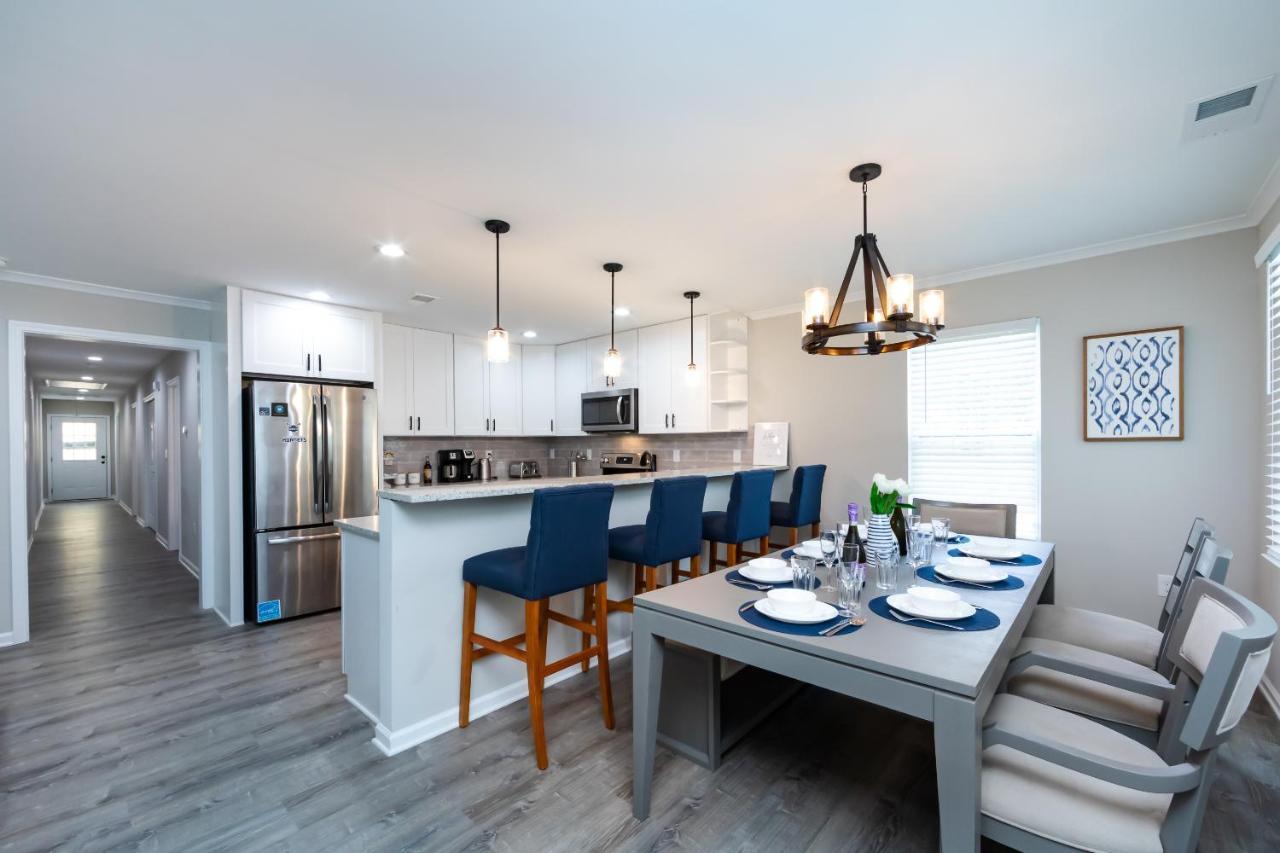 Brandnew Spacious 4 Bedroom House Minutes To Uptown שרלוט מראה חיצוני תמונה